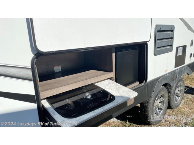 2021 Dutchmen Coleman 3055BS - Used Travel Trailer For Sale by Lazydays RV of Turkey Creek in Knoxville, Tennessee