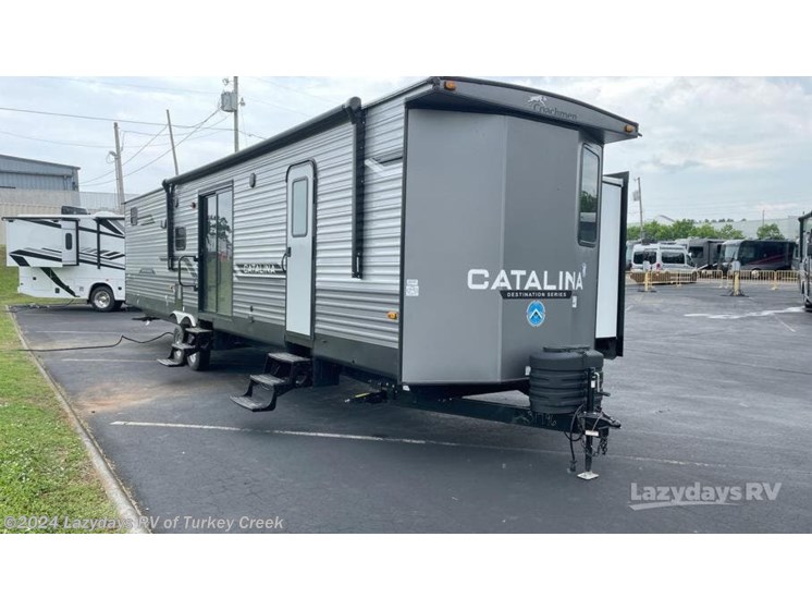 New 24 Coachmen Catalina Destination Series 40BHTS available in Knoxville, Tennessee