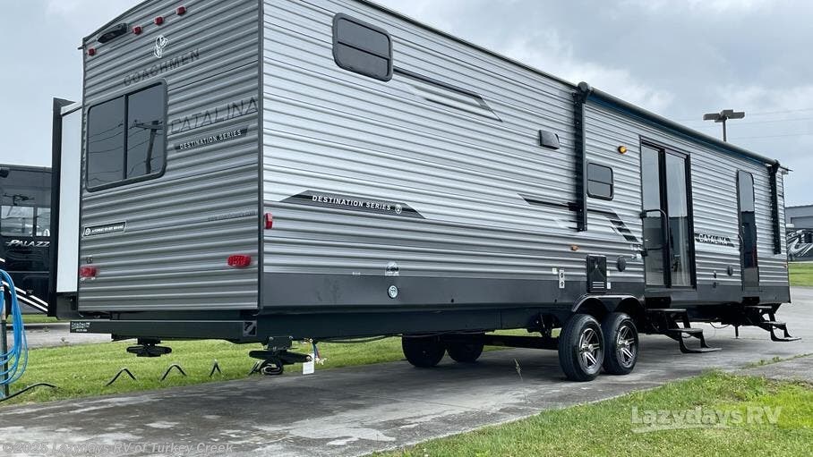Contact us now about this 2025 Coachmen Catalina Destination Series 40BHTS! 2025 Catalina Destination Series 40BHTS by Coachmen from Lazydays RV of Turkey Creek in Knoxville, Tennessee
