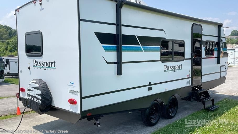 Contact us now about this 2025 Keystone Passport Classic 224RK! 2025 Passport Classic 224RK by Keystone from Lazydays RV of Turkey Creek in Knoxville, Tennessee