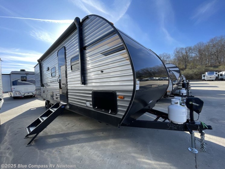 Email now about this 2025 Forest River Aurora Light 26BHS! New 2025 Forest River Aurora Light 26BHS available in Newtown, Connecticut
