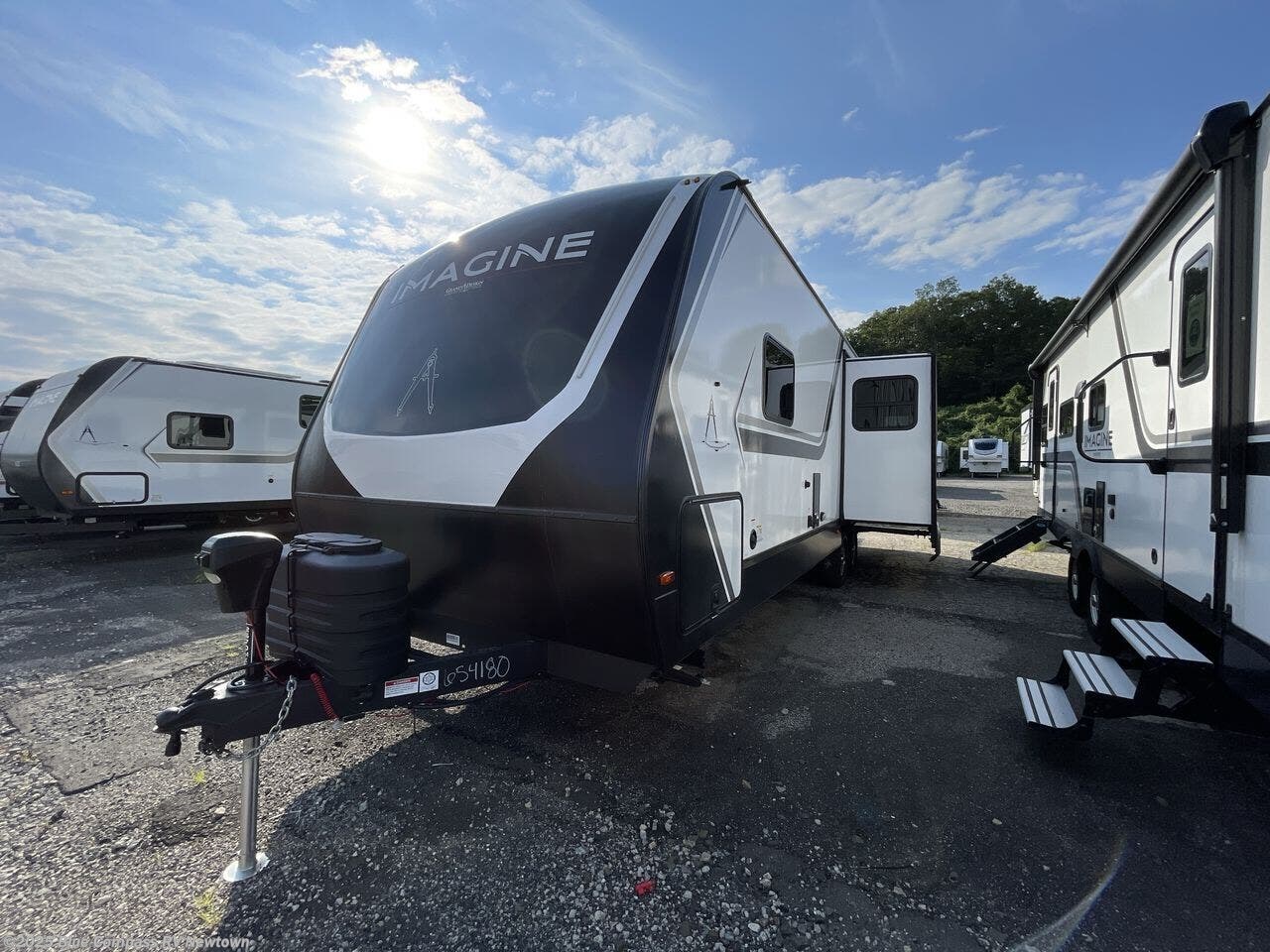 New 2025 Grand Design Imagine 2670MK available in Newtown, Connecticut