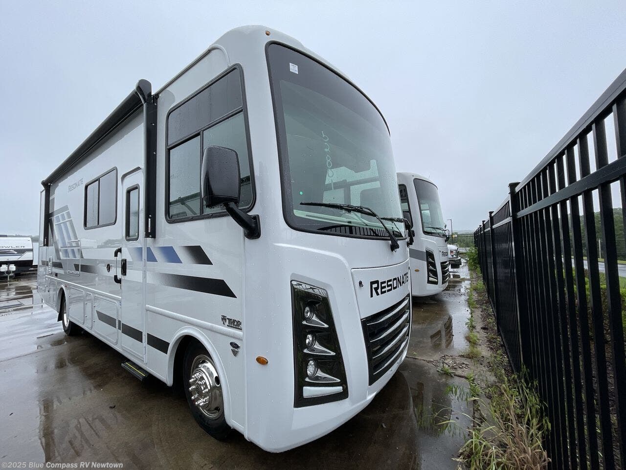 Contact us now about this 2026 Thor Motor Coach Resonate 29D! 2026 Resonate 29D by Thor Motor Coach from Blue Compass RV Newtown in Newtown, Connecticut