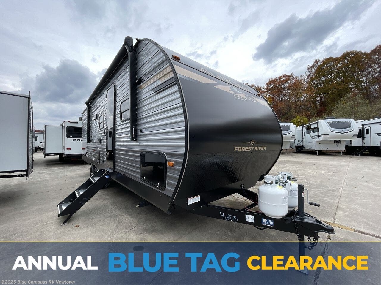 Email now about this 2026 Forest River Aurora Light 26BHS! New 2026 Forest River Aurora Light 26BHS available in Newtown, Connecticut