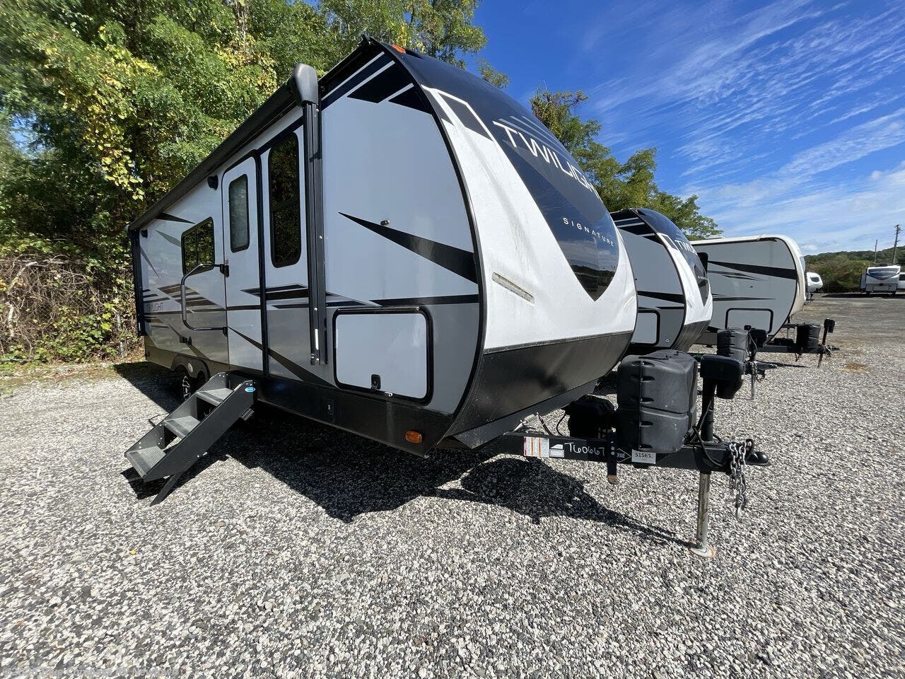 Email now about this 2023 Cruiser RV Twilight Signature TWS 2280! Used 2023 Cruiser RV Twilight Signature TWS 2280 available in Newtown, Connecticut
