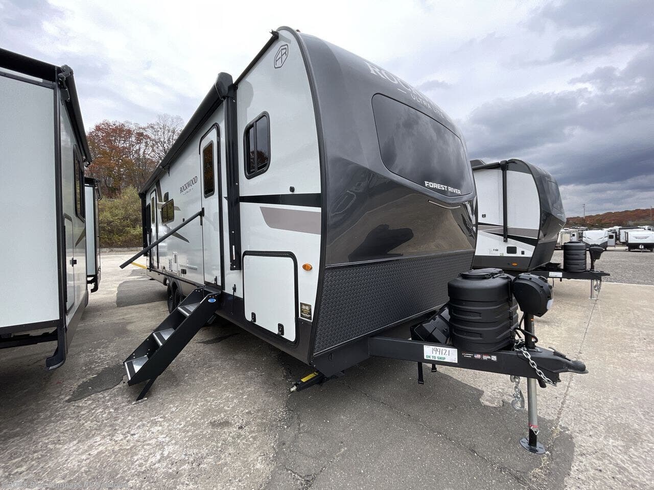 Contact us now about this 2026 Forest River Rockwood Ultra Lite 2618RD! 2026 Rockwood Ultra Lite 2618RD by Forest River from Blue Compass RV Newtown in Newtown, Connecticut