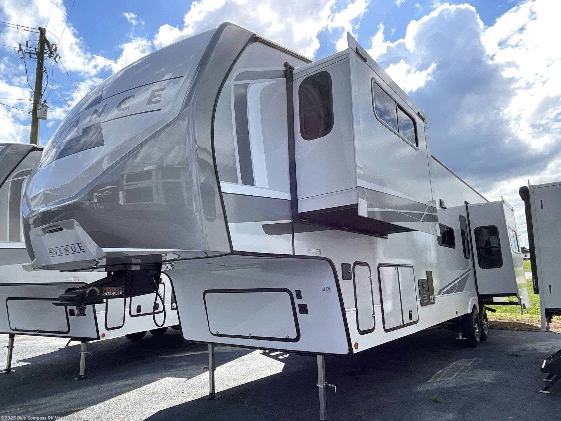 New 2025 Alliance RV Avenue 38DBL available in Buford, Georgia