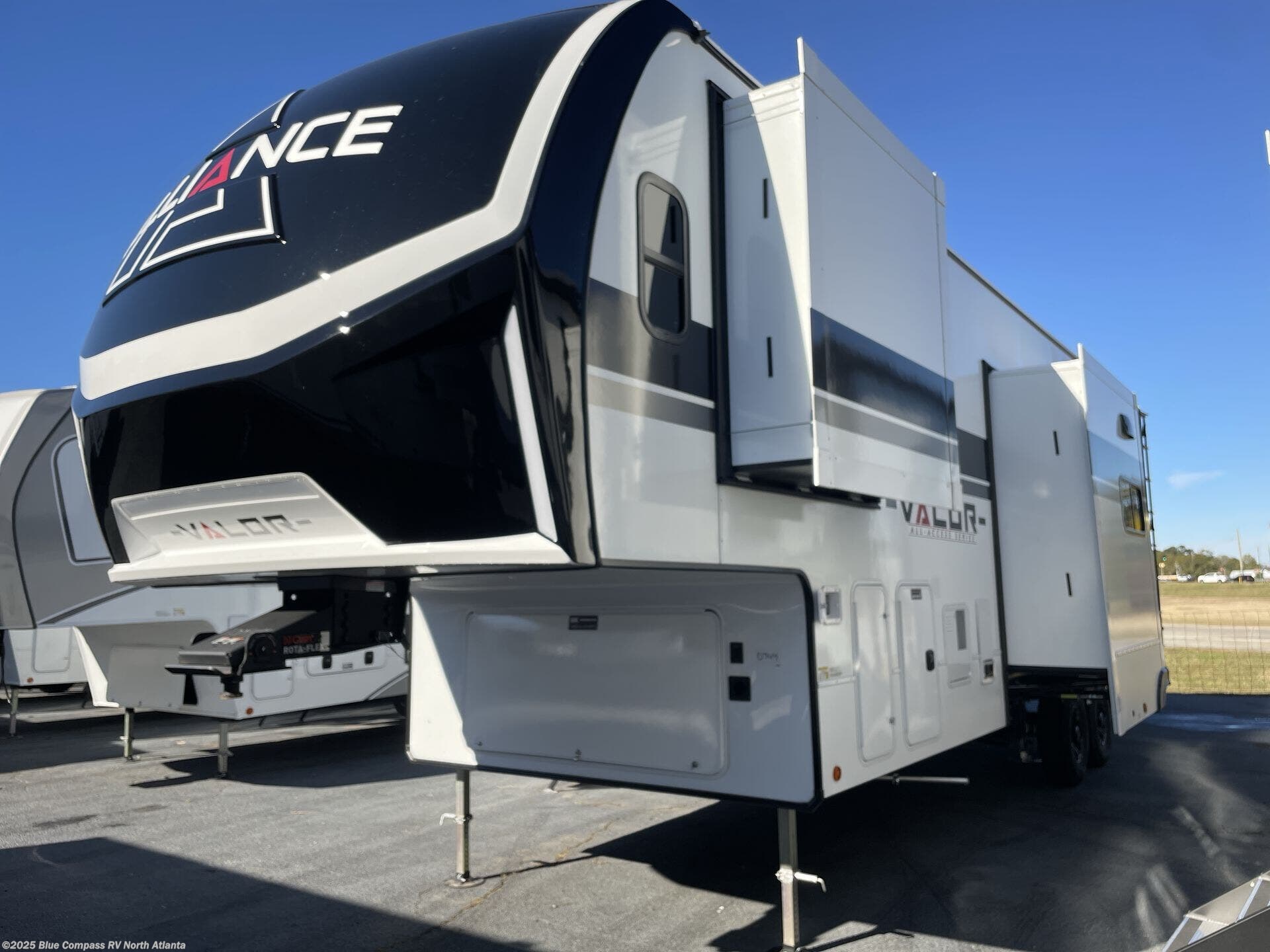 New 2026 Alliance RV Valor All-Access 32A10 available in Buford, Georgia