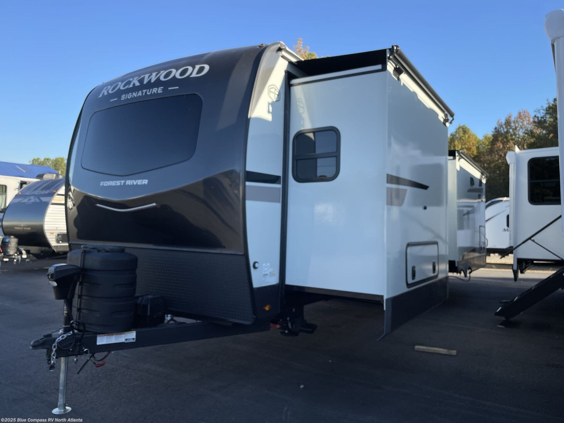 New 2026 Forest River Rockwood Signature 8337RL available in Buford, Georgia
