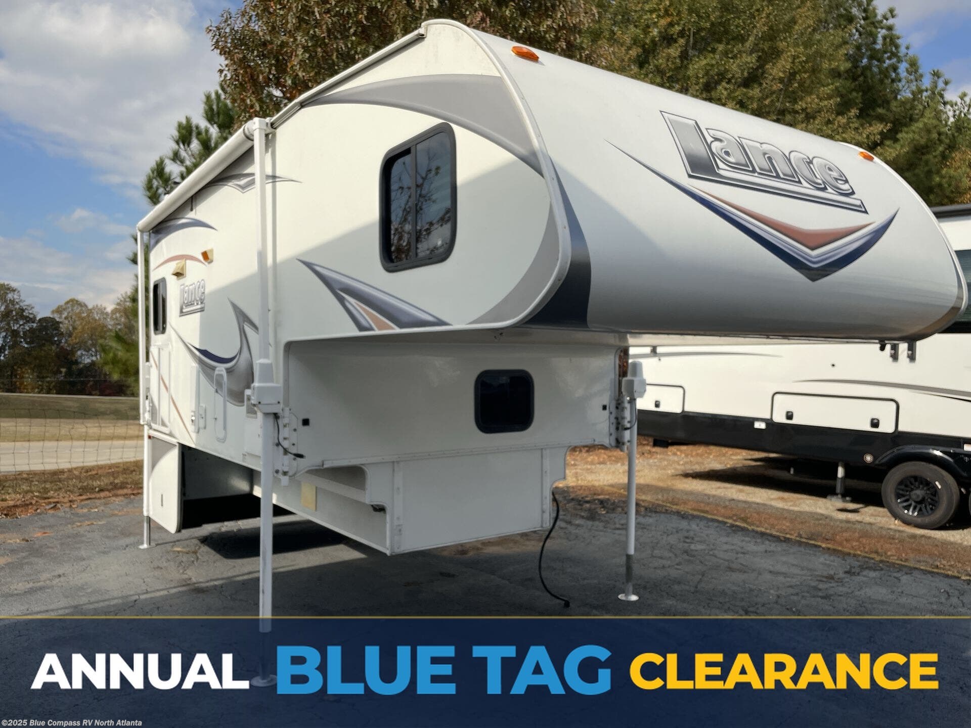 Email now about this 2011 Lance Lance 1181! Used 2011 Lance Lance 1181 available in Buford, Georgia