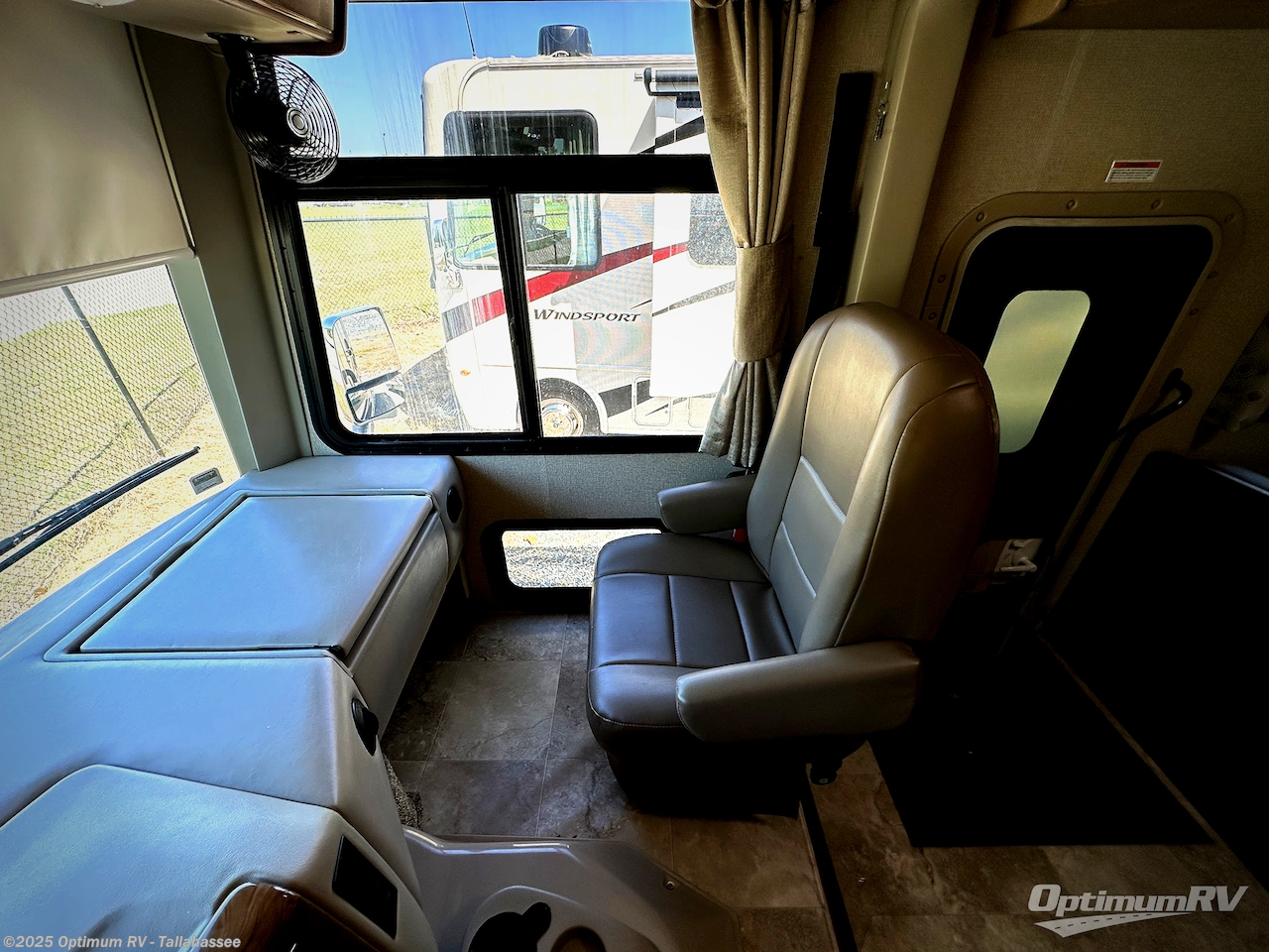 Used 2018 Thor Windsport 29M available in Tallahassee, Florida