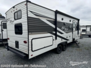 Call now about this 2022 Highland Ridge Open Range Conventional OT26BHS! 2022 Highland Ridge Open Range Conventional OT26BHS - Used Travel Trailer For Sale by Optimum RV - Tallahassee in Tallahassee, Florida features Awning, Slideout