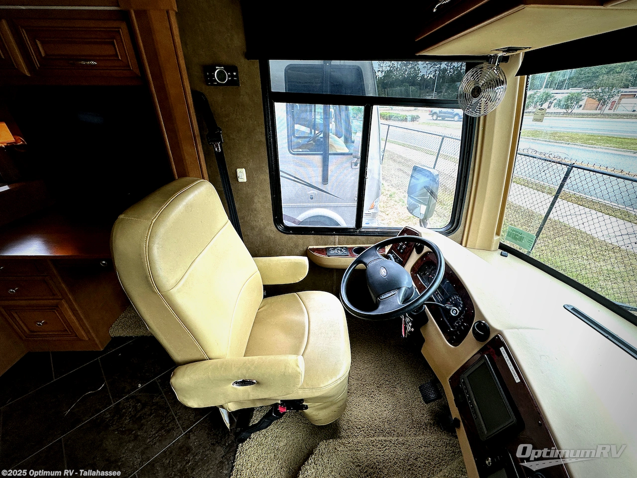 Used 2013 Newmar Bay Star 3305 available in Tallahassee, Florida