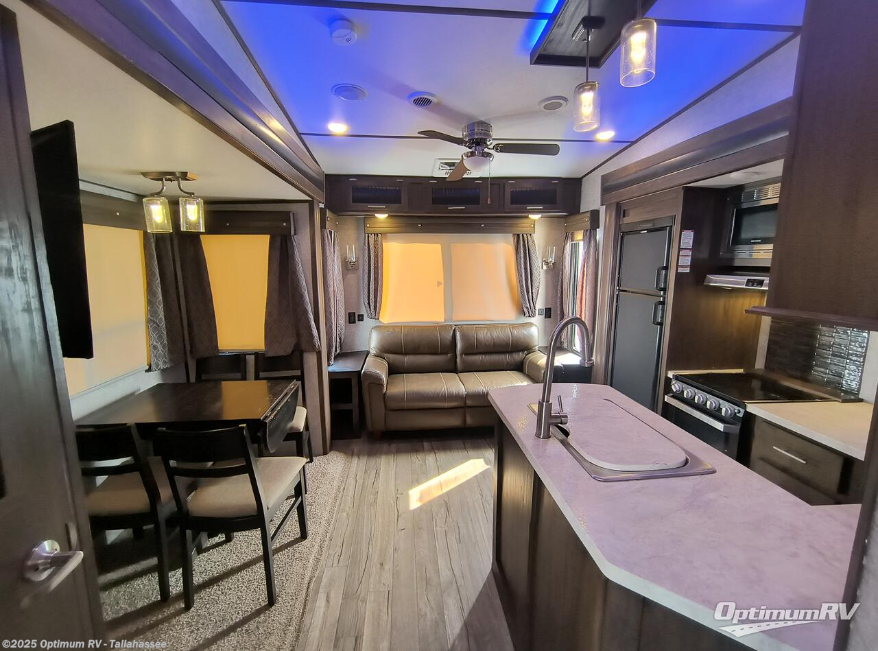 Used 2019 Forest River Cherokee Arctic Wolf 295QSL8 available in Tallahassee, Florida