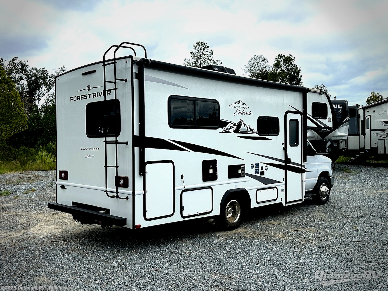 Call now about this 2025 East to West Entrada 2000NS! 2025 East to West Entrada 2000NS - New Class C For Sale by Optimum RV - Tallahassee in Tallahassee, Florida features Awning