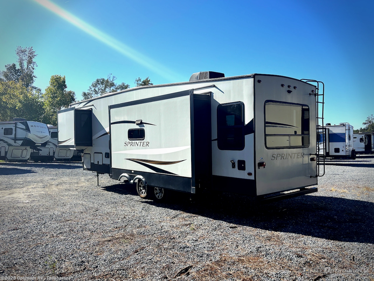 Call now about this 2021 Keystone Sprinter Limited 3190RLS! 2021 Keystone Sprinter Limited 3190RLS - Used Fifth Wheel For Sale by Optimum RV - Tallahassee in Tallahassee, Florida features Awning, Slideout