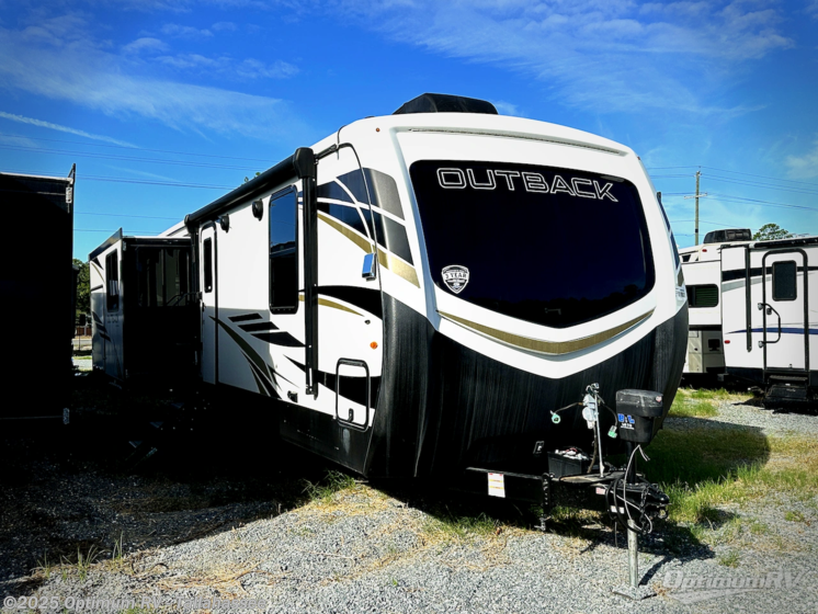 Email now about this 2022 Keystone Outback 330RL! Used 2022 Keystone Outback 330RL available in Tallahassee, Florida