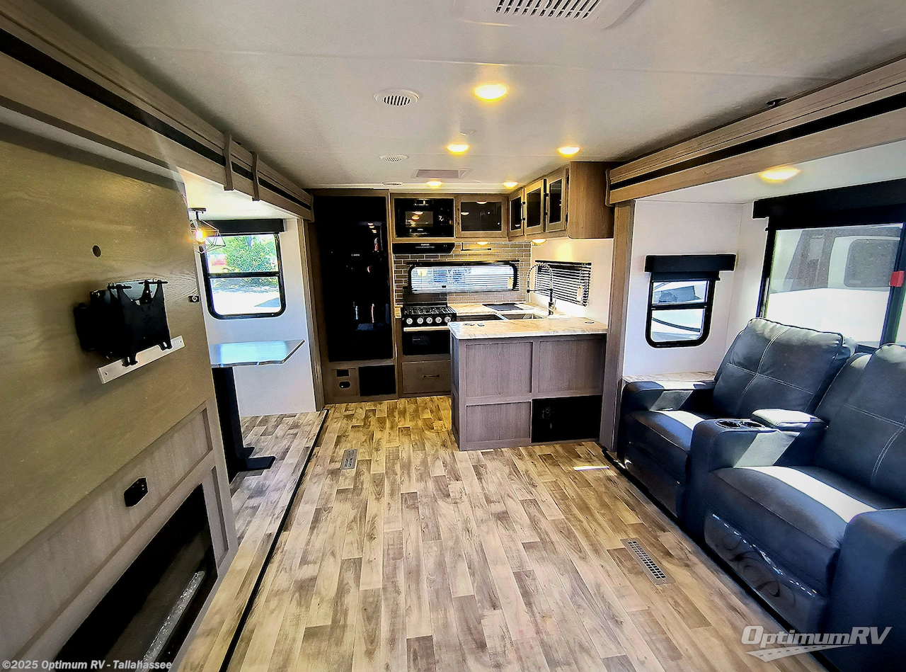 Contact us now about this 2024 Dutchmen Kodiak Ultimate 3361RKSL! 2024 Kodiak Ultimate 3361RKSL by Dutchmen from Optimum RV - Tallahassee in Tallahassee, Florida