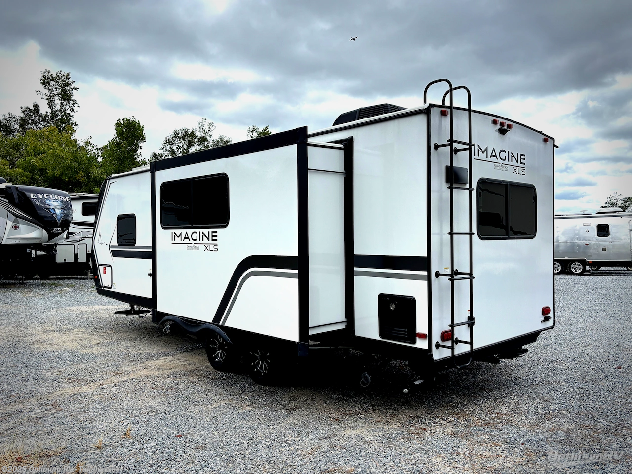 Contact us now about this 2026 Grand Design Imagine XLS 23LDE! 2026 Imagine XLS 23LDE by Grand Design from Optimum RV - Tallahassee in Tallahassee, Florida