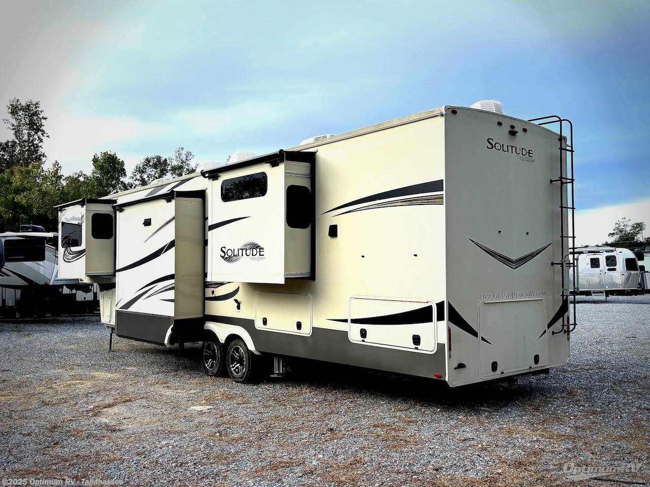 Contact us now about this 2021 Grand Design Solitude 380FL R! 2021 Solitude 380FL R by Grand Design from Optimum RV - Tallahassee in Tallahassee, Florida