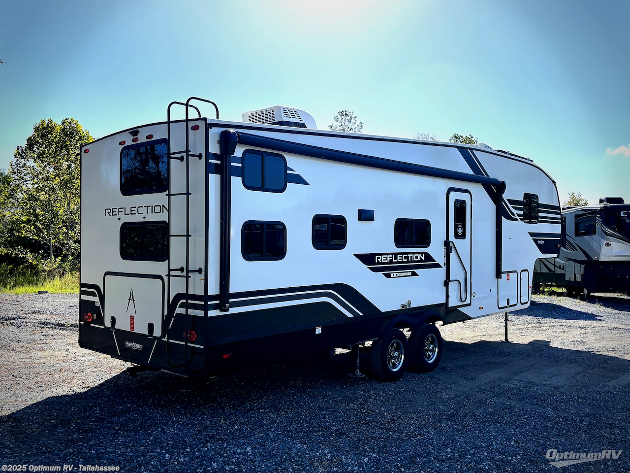 Call now about this 2026 Grand Design Reflection 100 Series 27BH! 2026 Grand Design Reflection 100 Series 27BH - New Fifth Wheel For Sale by Optimum RV - Tallahassee in Tallahassee, Florida
