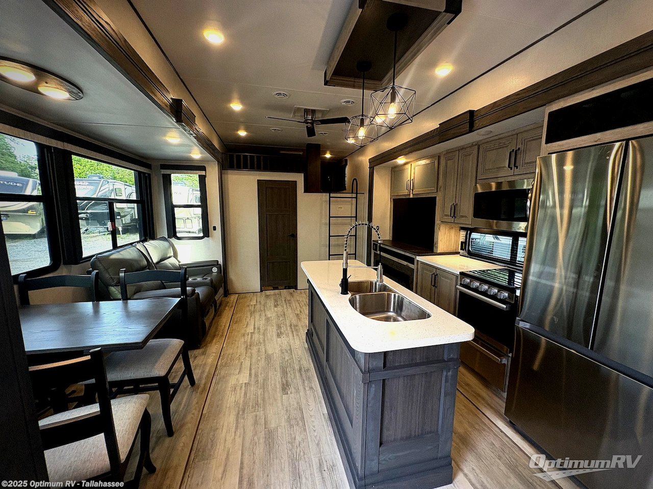 Used 2024 Keystone Alpine Avalanche Edition 390DS available in Tallahassee, Florida