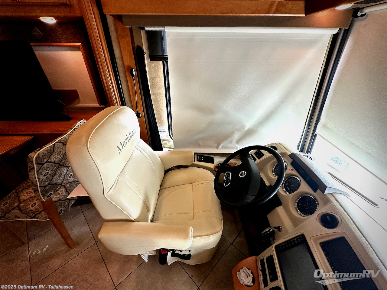 Used 2014 Itasca Meridian 34B available in Tallahassee, Florida