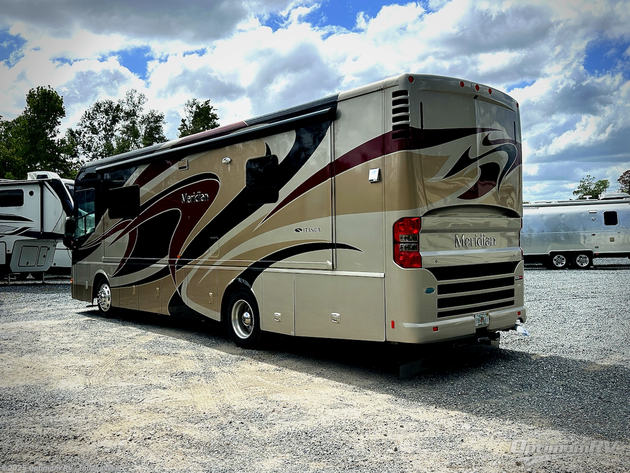 Contact us now about this 2014 Itasca Meridian 34B! 2014 Meridian 34B by Itasca from Optimum RV - Tallahassee in Tallahassee, Florida