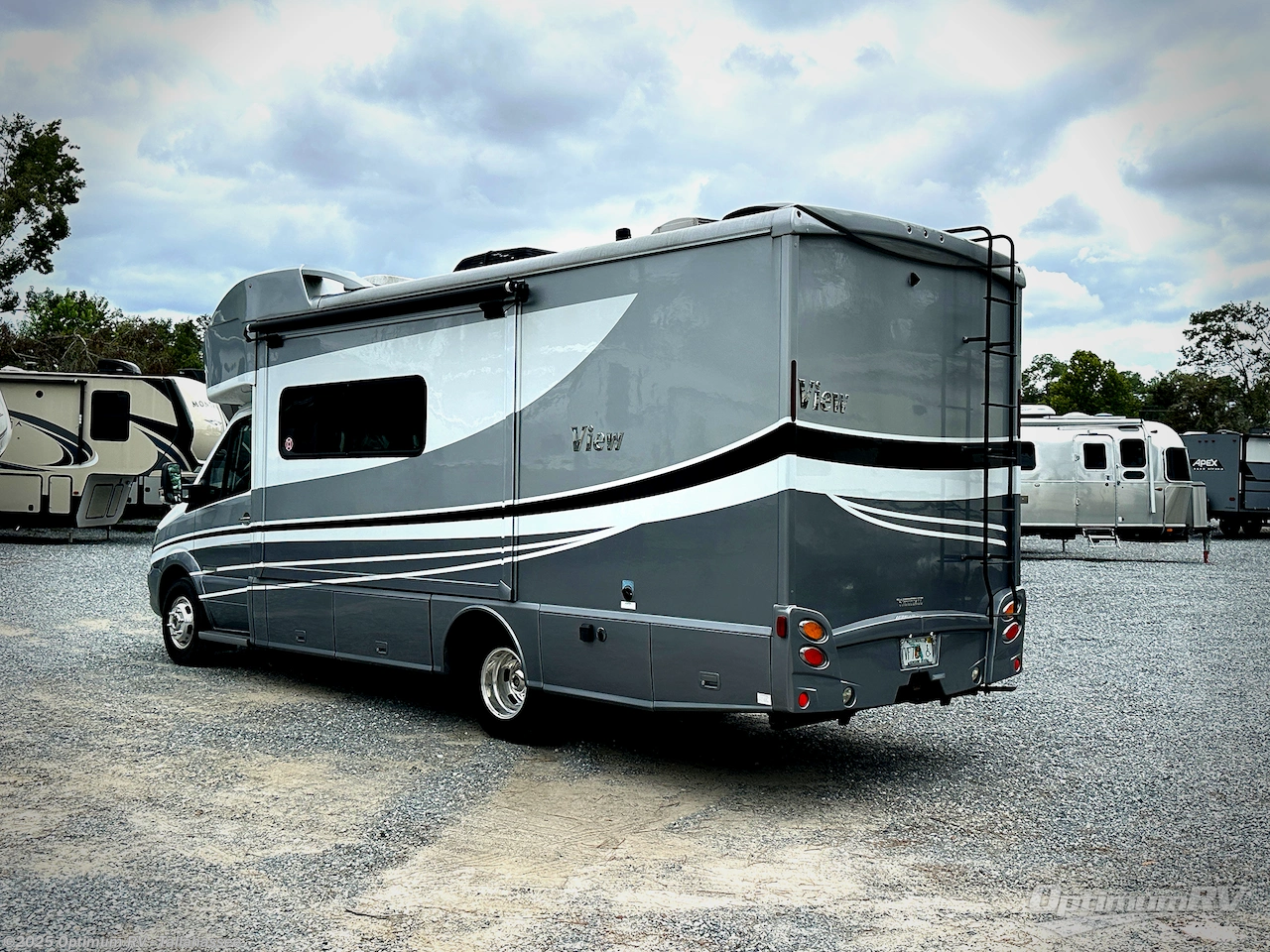 Contact us now about this 2018 Winnebago View 24J! 2018 View 24J by Winnebago from Optimum RV - Tallahassee in Tallahassee, Florida
