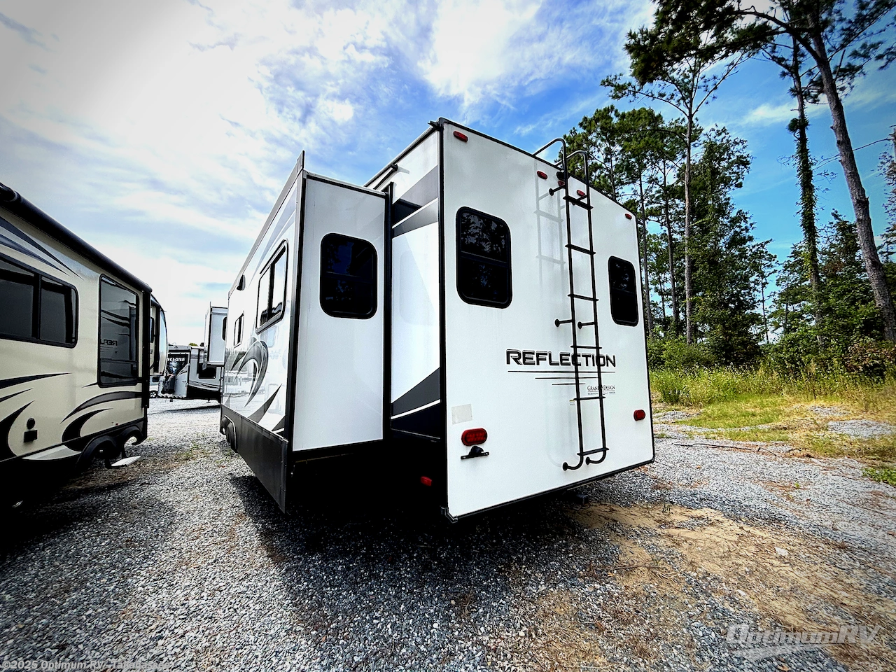 Contact us now about this 2022 Grand Design Reflection 341RDS! 2022 Reflection 341RDS by Grand Design from Optimum RV - Tallahassee in Tallahassee, Florida