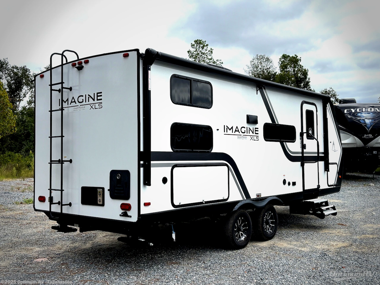 Call now about this 2026 Grand Design Imagine XLS 21MBE! 2026 Grand Design Imagine XLS 21MBE - New Travel Trailer For Sale by Optimum RV - Tallahassee in Tallahassee, Florida features Awning, Slideout