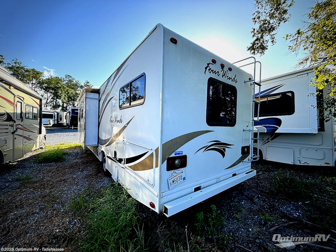 Call now about this 2016 Thor Four Winds 30C! 2016 Thor Four Winds 30C - Used Class C For Sale by Optimum RV - Tallahassee in Tallahassee, Florida