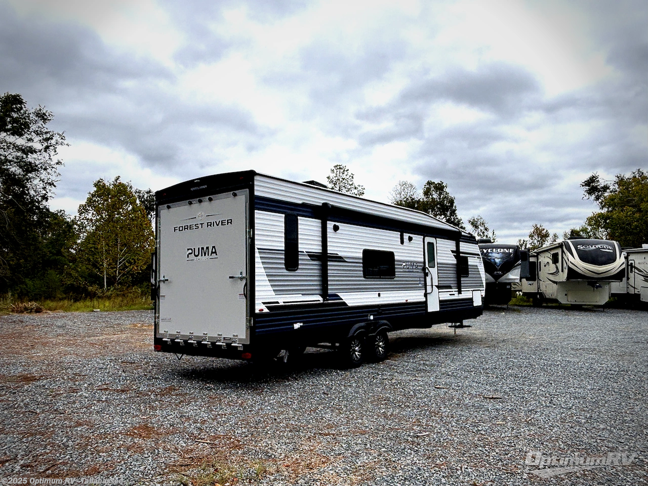 Call now about this 2026 Palomino Puma Unleashed 27TH! 2026 Palomino Puma Unleashed 27TH - New Travel Trailer For Sale by Optimum RV - Tallahassee in Tallahassee, Florida