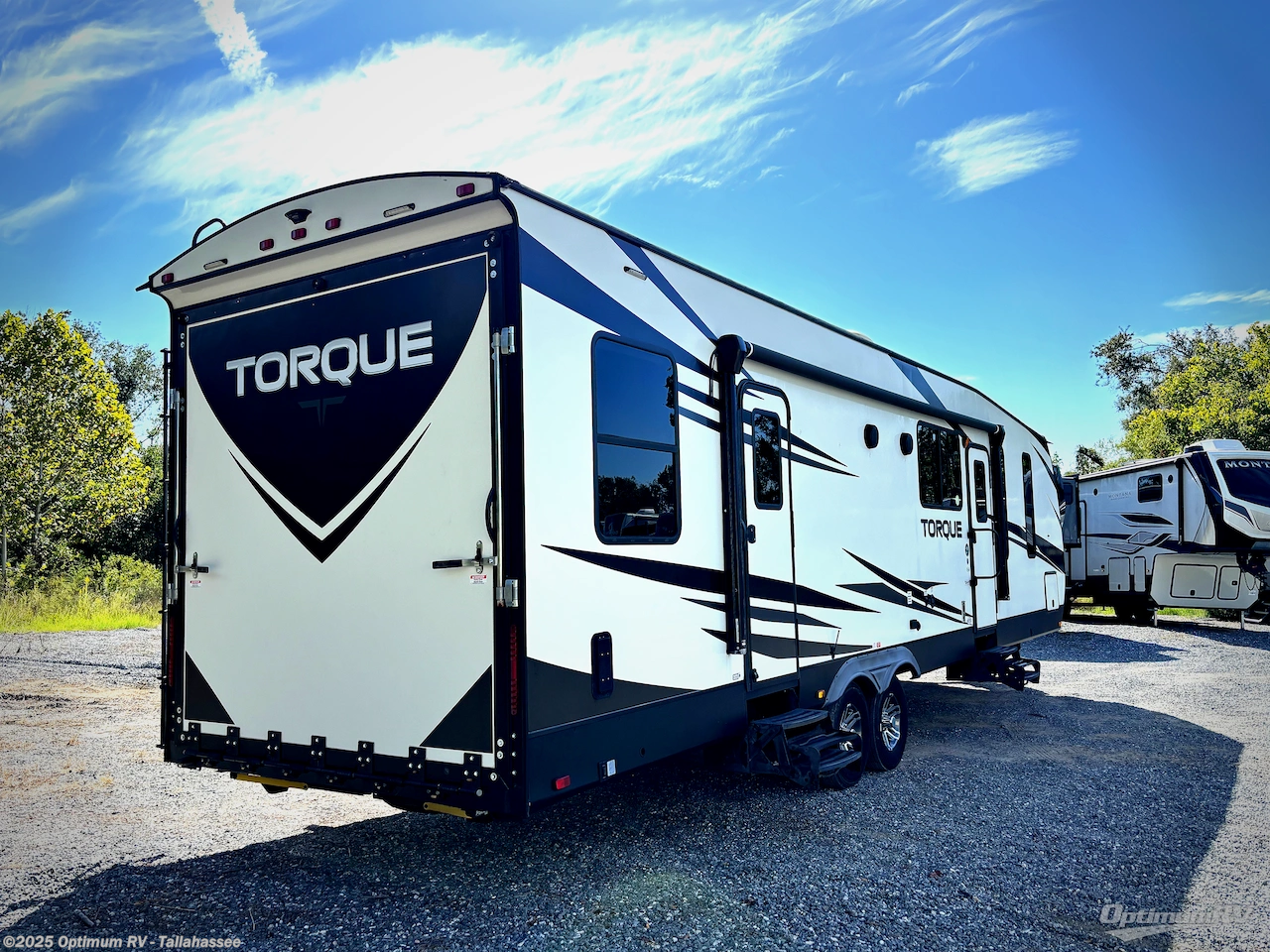 Call now about this 2021 Heartland Torque TQ T333! 2021 Heartland Torque TQ T333 - Used Travel Trailer For Sale by Optimum RV - Tallahassee in Tallahassee, Florida features Slideout, Awning