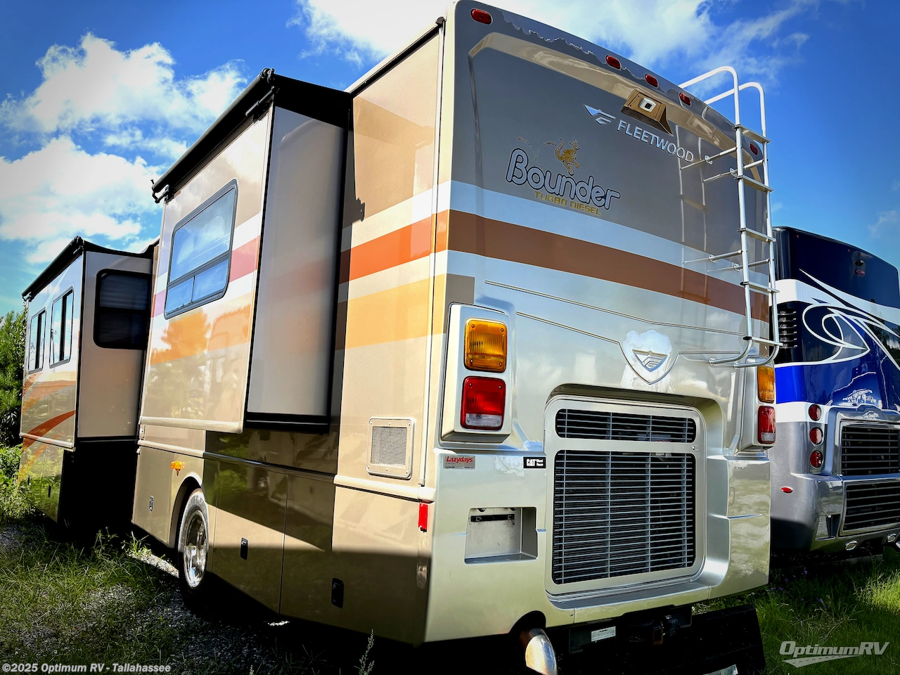 Contact us now about this 2006 Fleetwood Bounder Diesel 38N! 2006 Bounder Diesel 38N by Fleetwood from Optimum RV - Tallahassee in Tallahassee, Florida