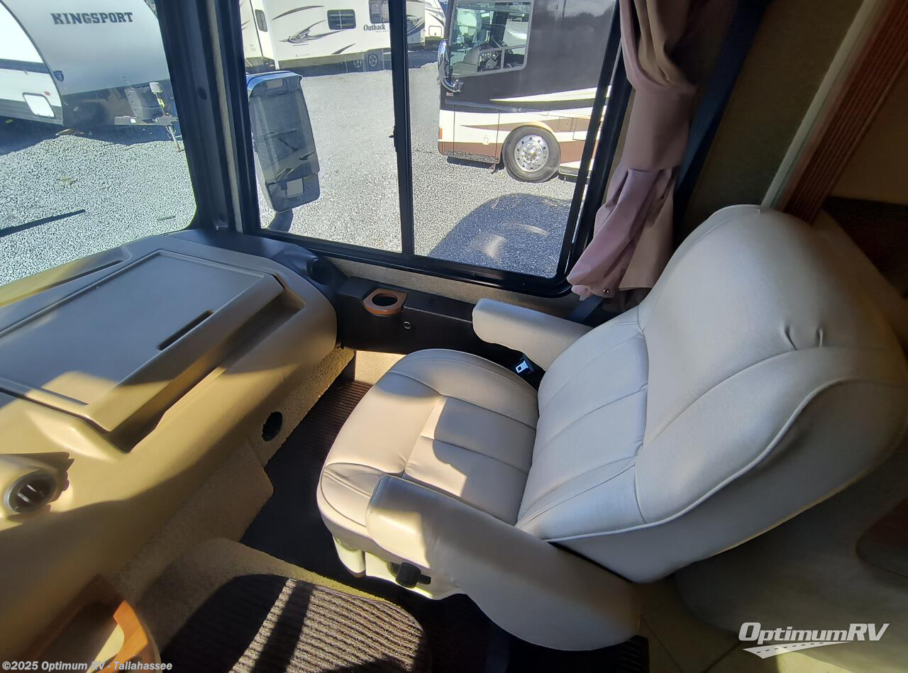 Contact us now about this 2015 Itasca Suncruiser 35P! 2015 Suncruiser 35P by Itasca from Optimum RV - Tallahassee in Tallahassee, Florida