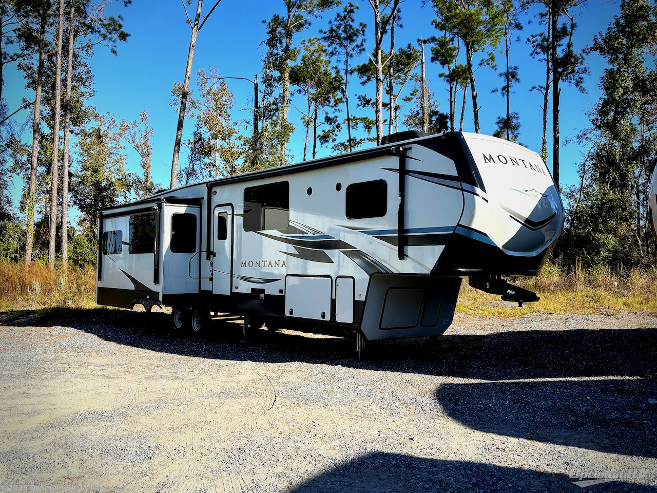 Email now about this 2021 Keystone Montana 3813MS! Used 2021 Keystone Montana 3813MS available in Tallahassee, Florida