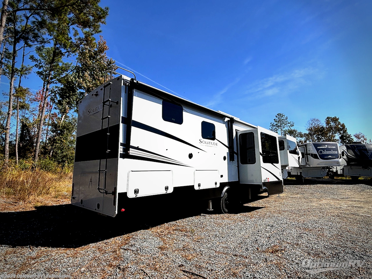 Call now about this 2026 Grand Design Solitude 380FL! 2026 Grand Design Solitude 380FL - New Fifth Wheel For Sale by Optimum RV - Tallahassee in Tallahassee, Florida features Slideout, Awning