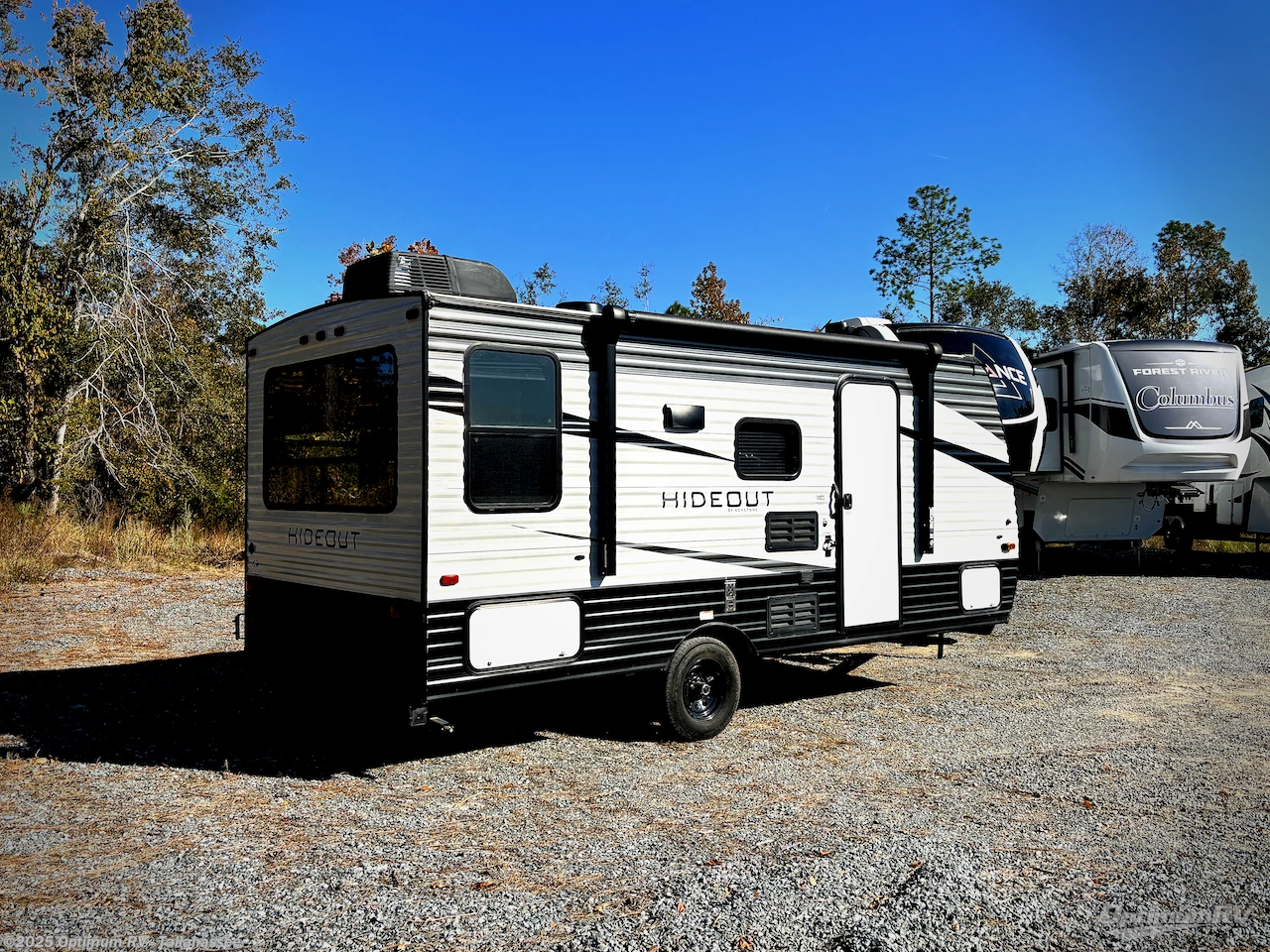 Call now about this 2021 Keystone Hideout Single Axle 177RD! 2021 Keystone Hideout Single Axle 177RD - Used Travel Trailer For Sale by Optimum RV - Tallahassee in Tallahassee, Florida features Awning