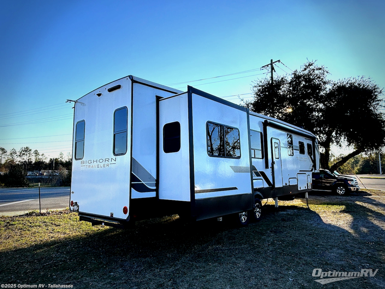 Call now about this 2024 Heartland Bighorn Traveler 37RD! 2024 Heartland Bighorn Traveler 37RD - Used Fifth Wheel For Sale by Optimum RV - Tallahassee in Tallahassee, Florida features Awning, Slideout