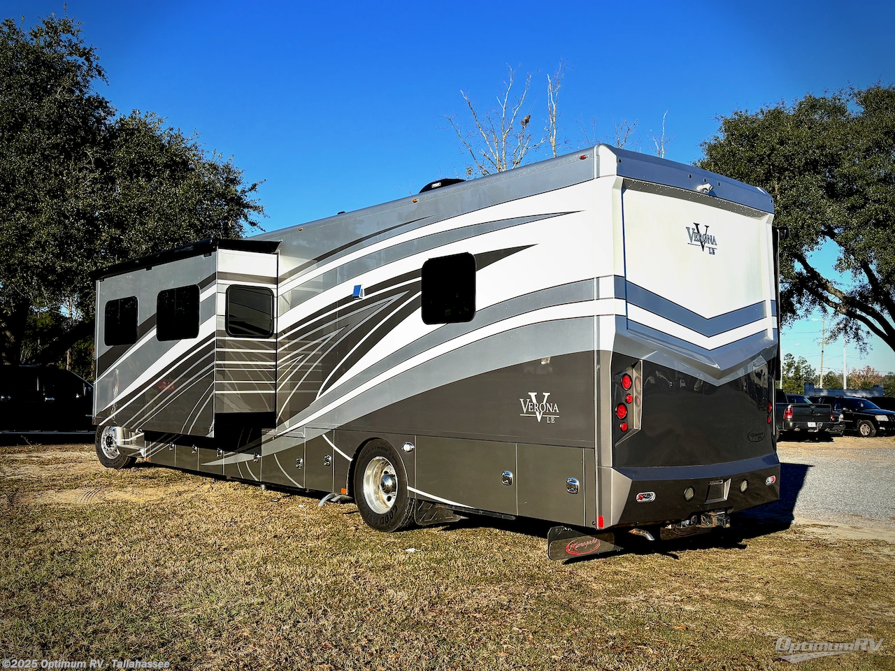 Call now about this 2017 Renegade Verona LE 40LTS! 2017 Renegade Verona LE 40LTS - Used Class C For Sale by Optimum RV - Tallahassee in Tallahassee, Florida features Slideout