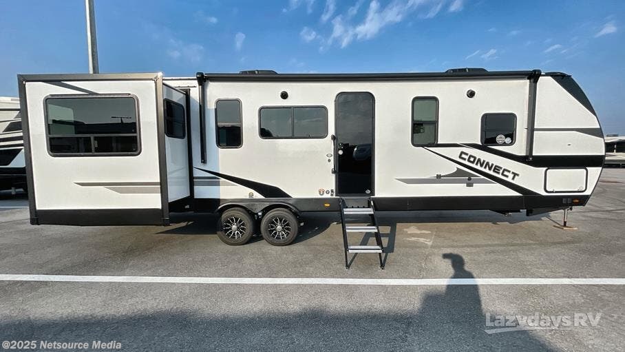 Call now about this 2025 K-Z Connect C312RE! 2025 K-Z Connect C312RE - New Travel Trailer For Sale by Lazydays RV of Tampa in Seffner, Florida
