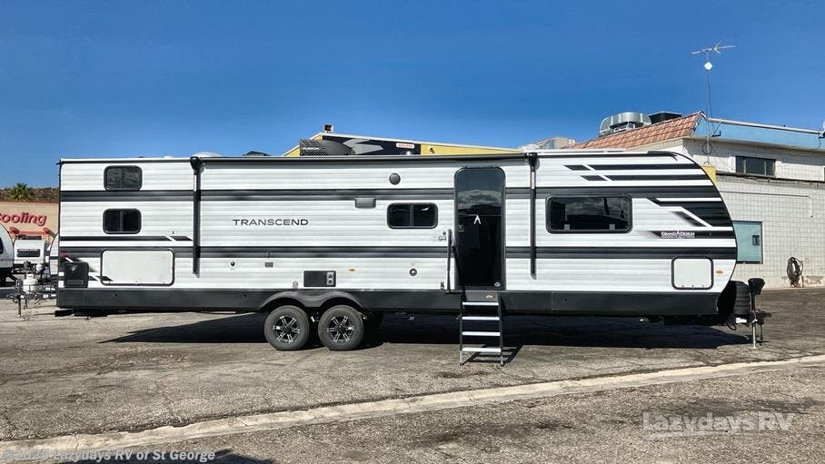 Call now about this 2025 Grand Design Transcend 335BHT! 2025 Grand Design Transcend 335BHT - New Travel Trailer For Sale by Lazydays RV of St George in Saint George, Utah