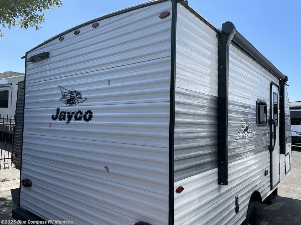 New 2026 Jayco Jay Flight SLX 170BHW available in Manteca, California