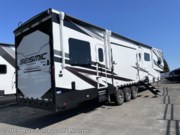 New 2025 Jayco Seismic Luxury Series 4113 available in Manteca, California