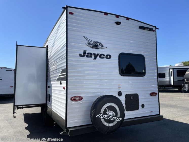 Email now about this 2026 Jayco Jay Flight SLX 261BHSW! New 2026 Jayco Jay Flight SLX 261BHSW available in Manteca, California