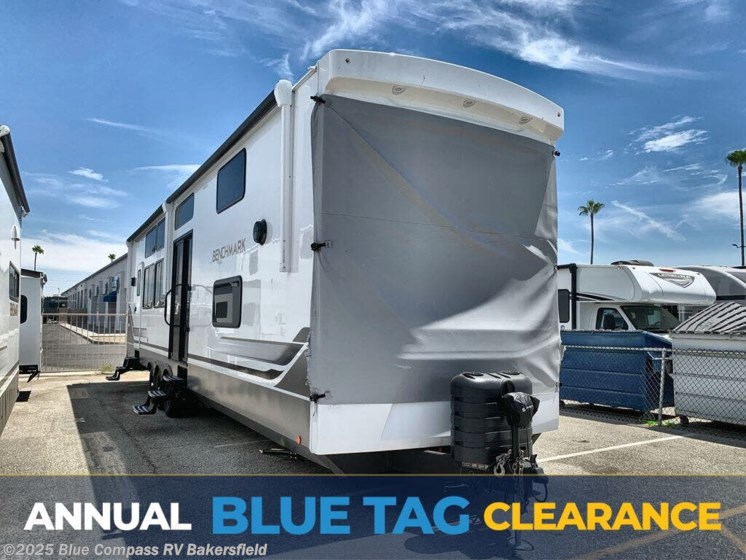 Email now about this 2026 Alliance RV Benchmark 44LFT! New 2026 Alliance RV Benchmark 44LFT available in Bakersfield, California