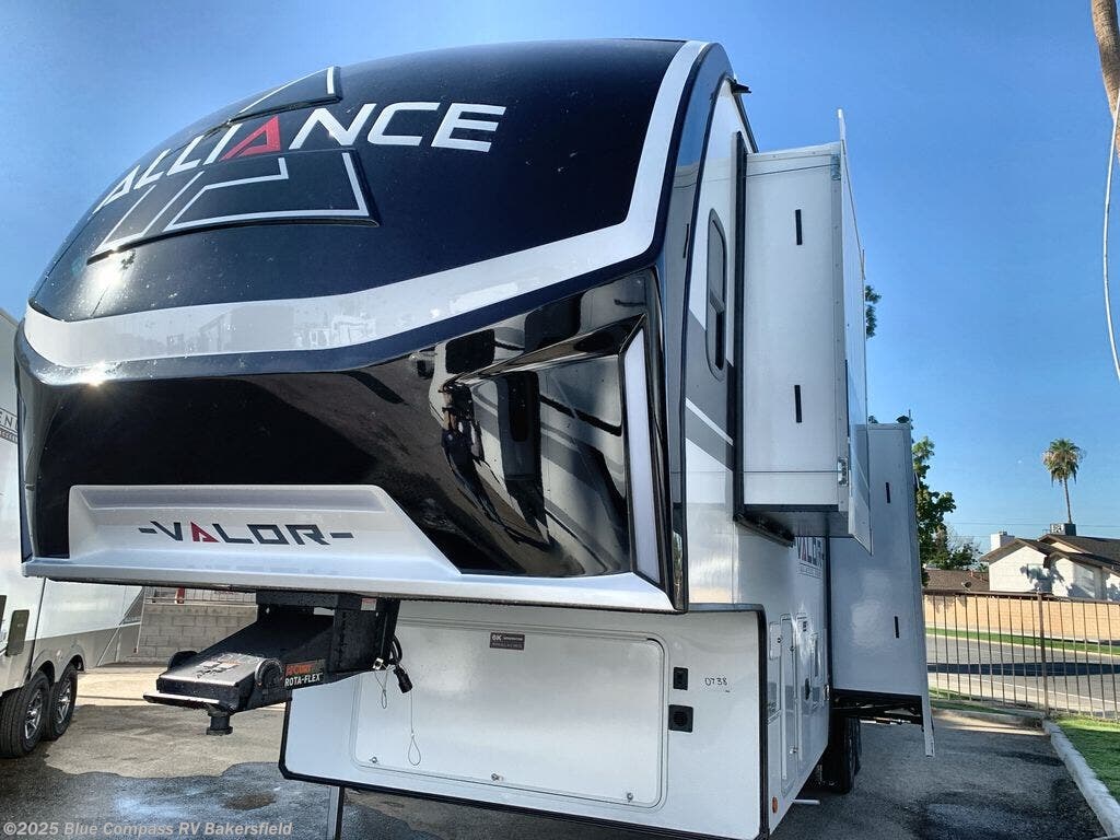 New 2026 Alliance RV Valor All-Access 32A10 available in Bakersfield, California