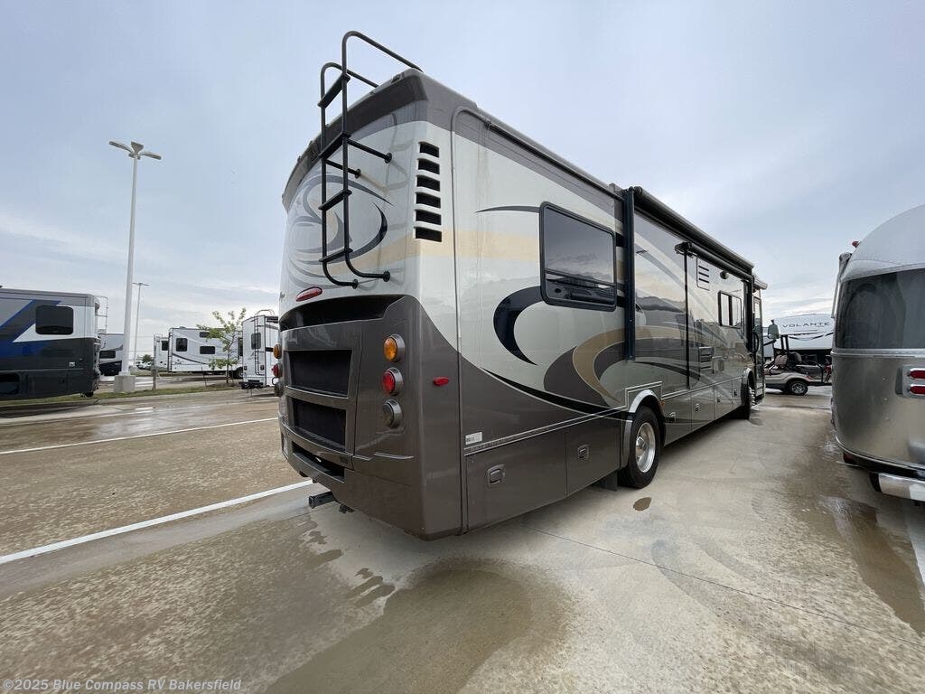 Call now about this 2013 Tiffin Allegro 32BR! 2013 Tiffin Allegro 32BR - Used Class A For Sale by Blue Compass RV Bakersfield in Bakersfield, California