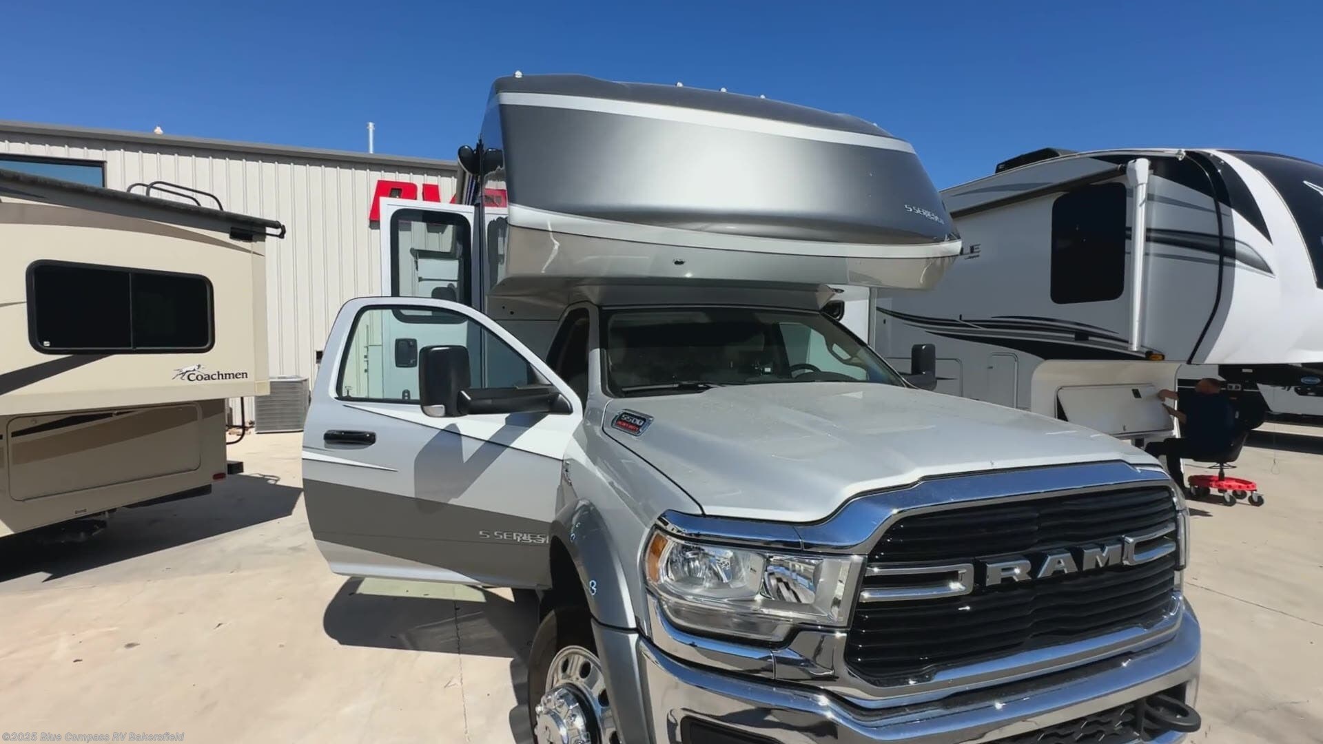 Email now about this 2021 Dynamax Corp Isata 5 36DS! Used 2021 Dynamax Corp Isata 5 36DS available in Bakersfield, California